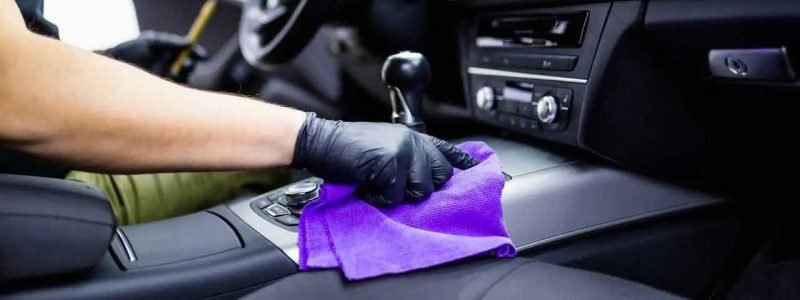 cleaning-car-interior